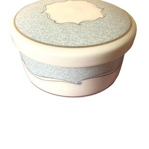 NWOT Wedgewood Venice Trinket‎ Box with Lid